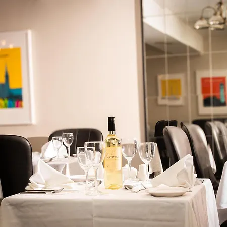 Ostan Loch Altan Отель