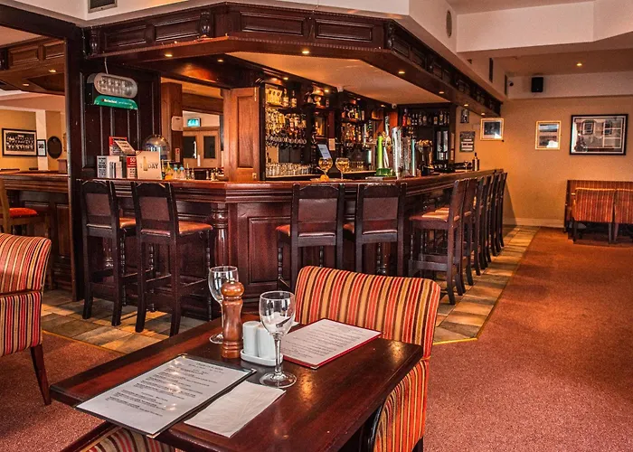 Ostan Loch Altan Cashel Hill